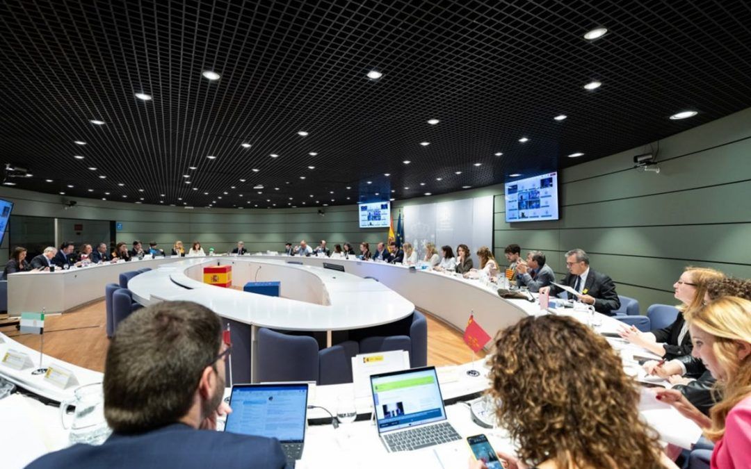 Trabajo anticipa el reparto de fondos para las Políticas Activas de Empleo con el respaldo casi unánime de las comunidades autónomas