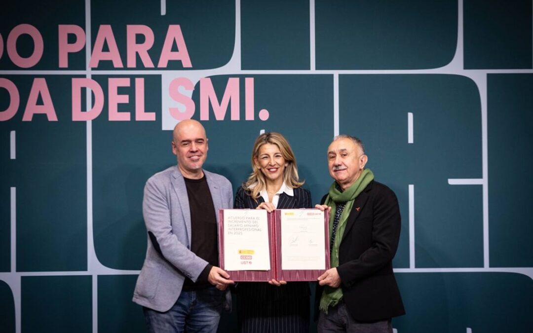 Trabajo y sindicatos firman el acuerdo de SMI 2025 en 1.184 euros mensuales en 14 pagas
